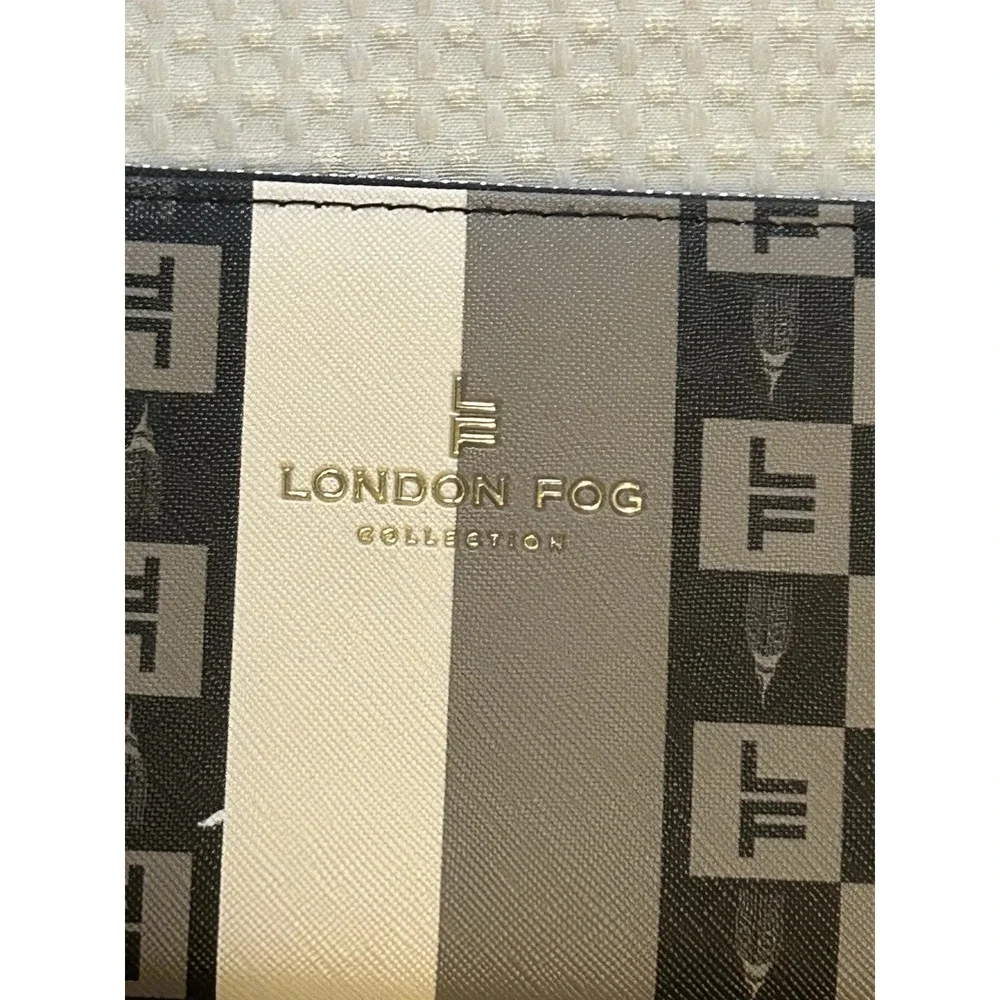 London Fog - NEW - Adalia Signature Zip Around Womens Wallet Wristlet Black